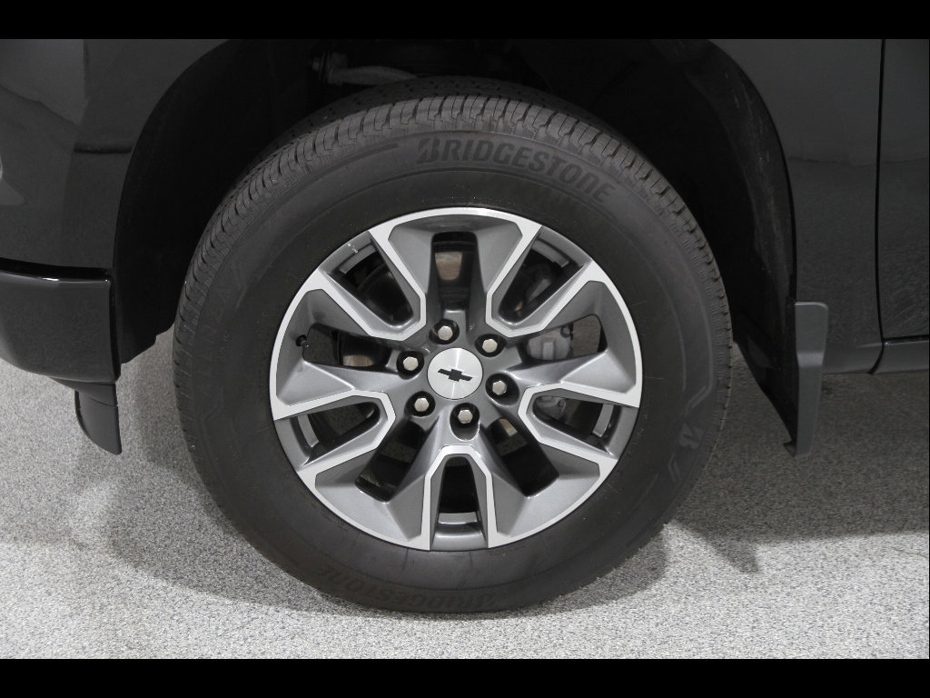 Certified 2024 Chevrolet Silverado 1500 RST AWD/4WD image 22