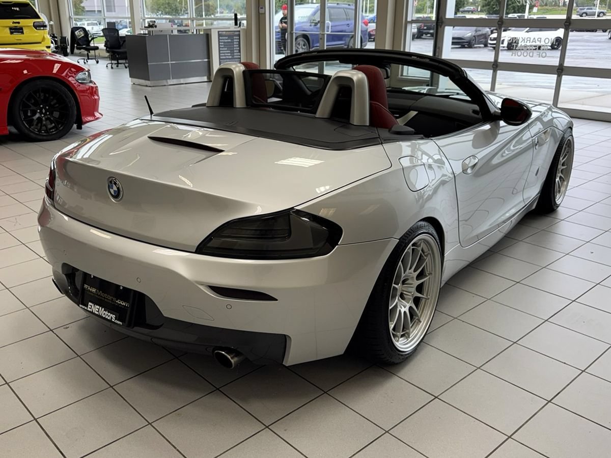 Used 2013 BMW Z4 sDrive35i RWD image 11