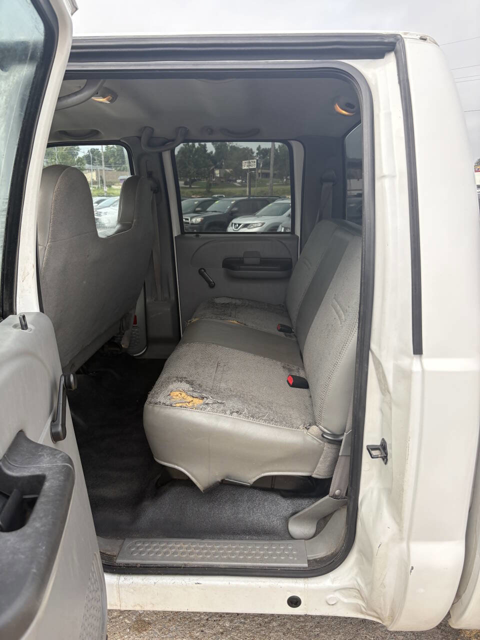 Used 2005 Ford F250 XL image 14