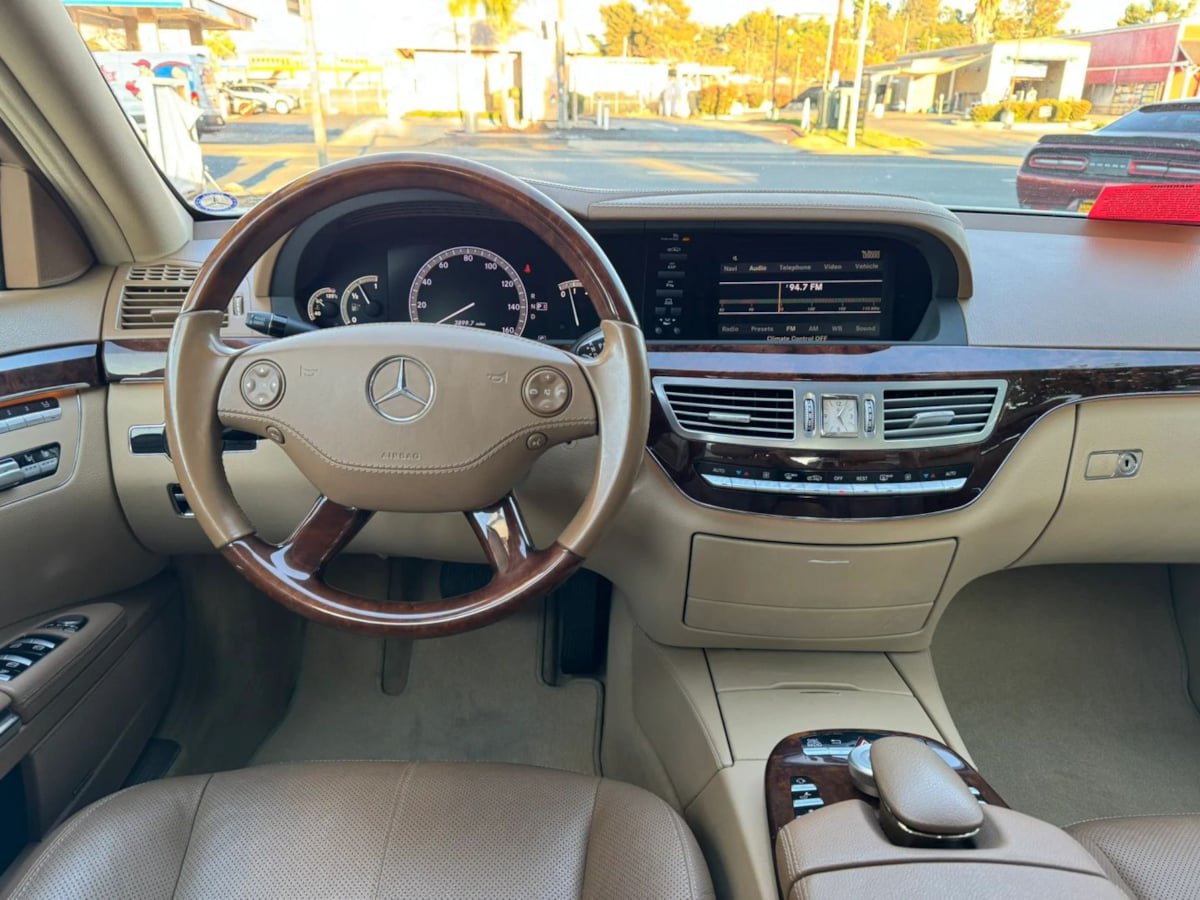 Used 2009 Mercedes-Benz S 550 image 28