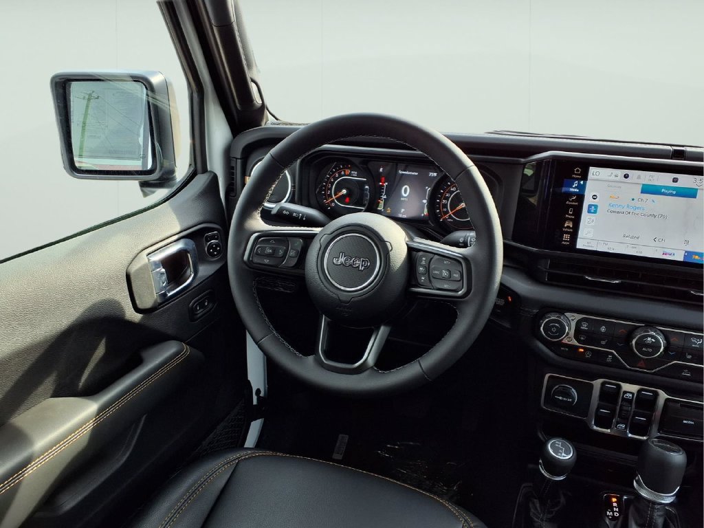 New 2026 Jeep Gladiator Sport AWD/4WD image 11