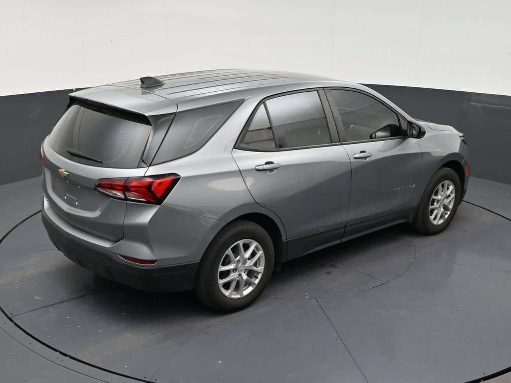 Used 2024 Chevrolet Equinox LS FWD image 16