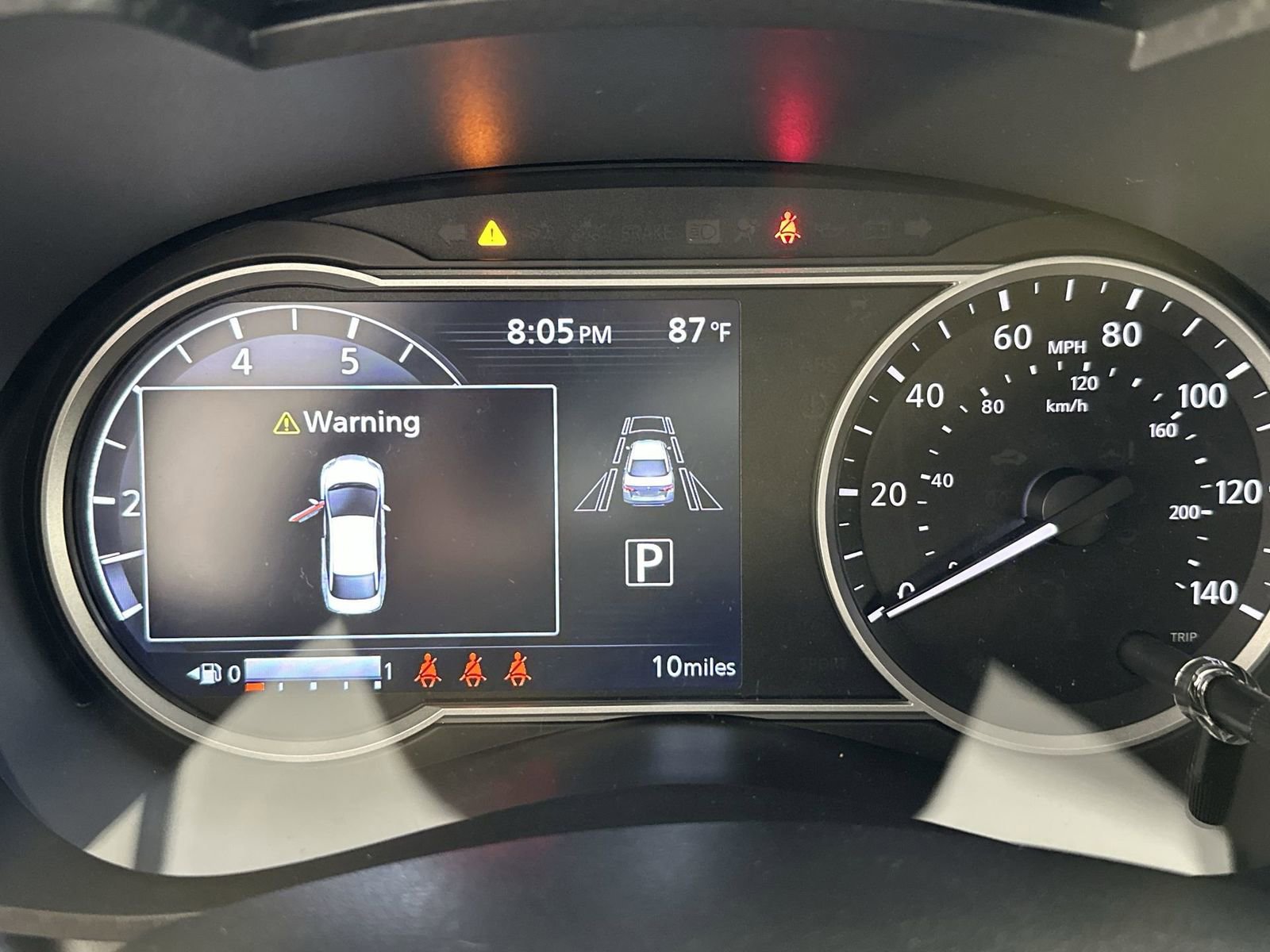 New 2025 Nissan Versa SV w/ Trunk Package FWD image 15