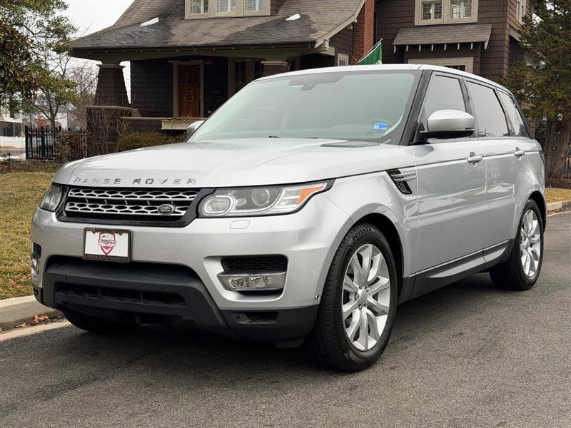 Used 2016 Land Rover Range Rover Sport HSE AWD/4WD image 3