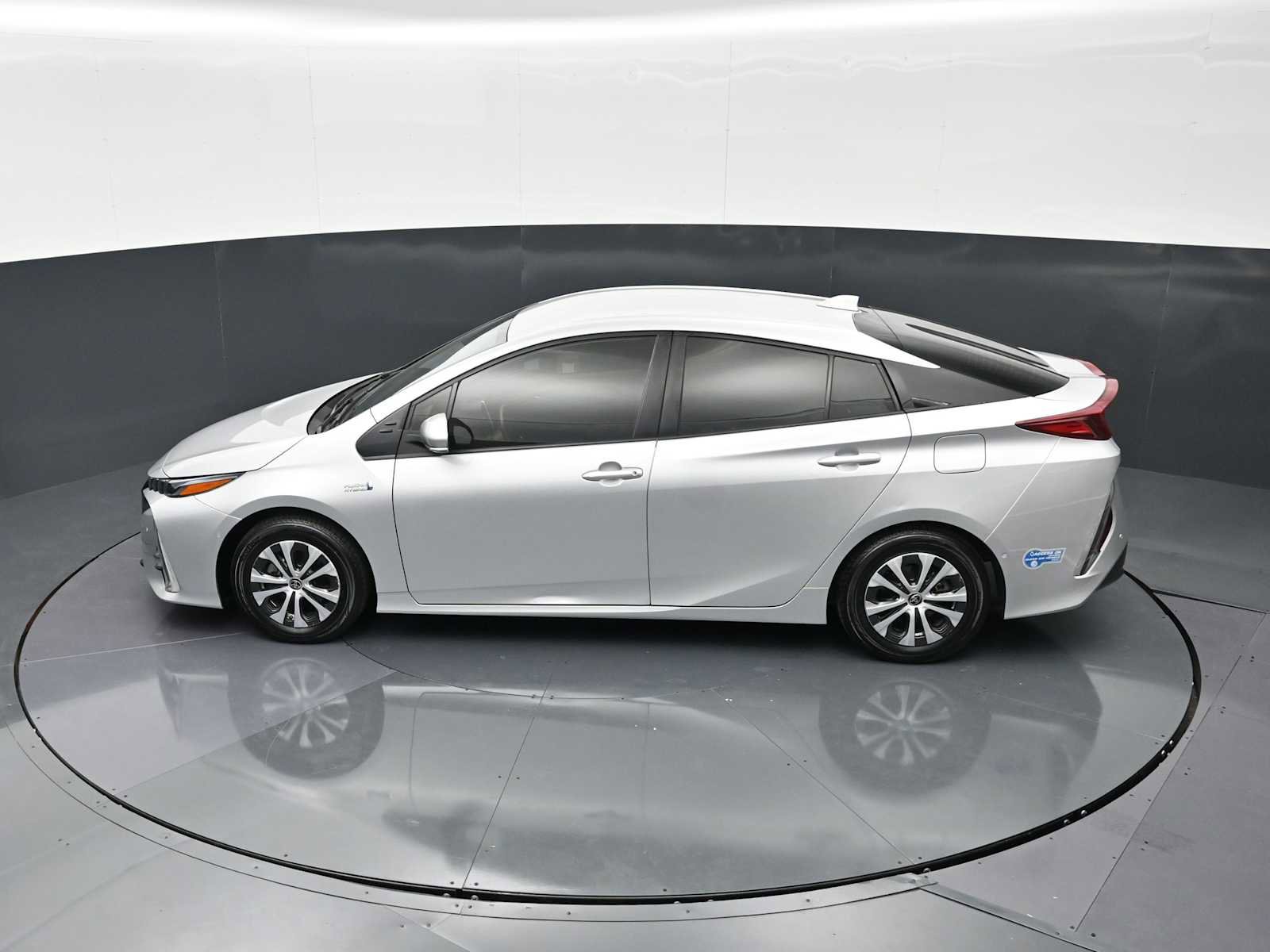 Used 2021 Toyota Prius Prime Limited image 23