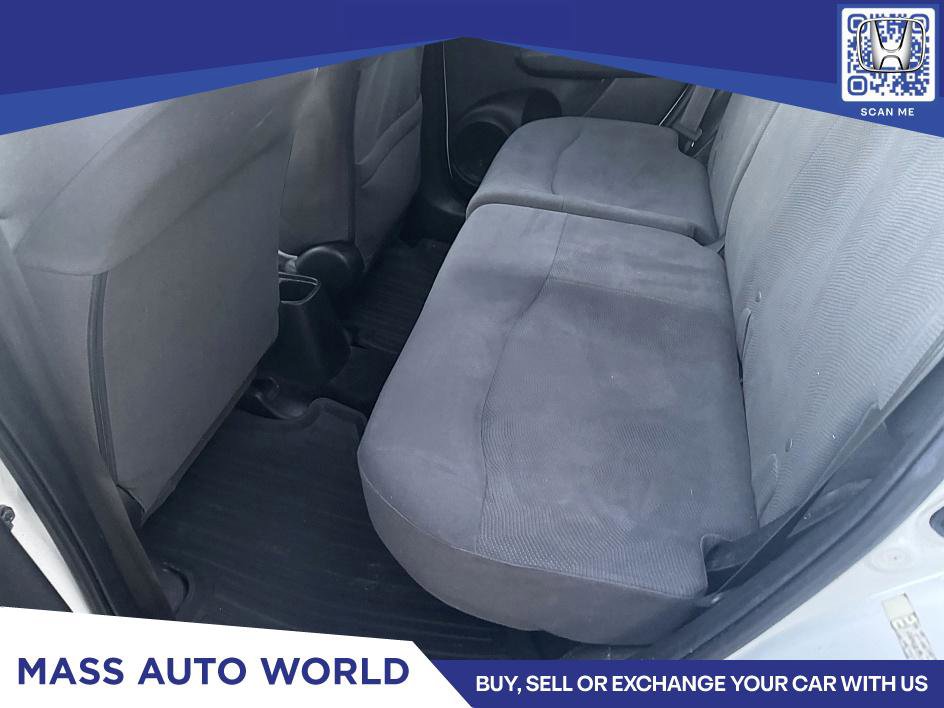 Used 2013 Honda Fit image 4