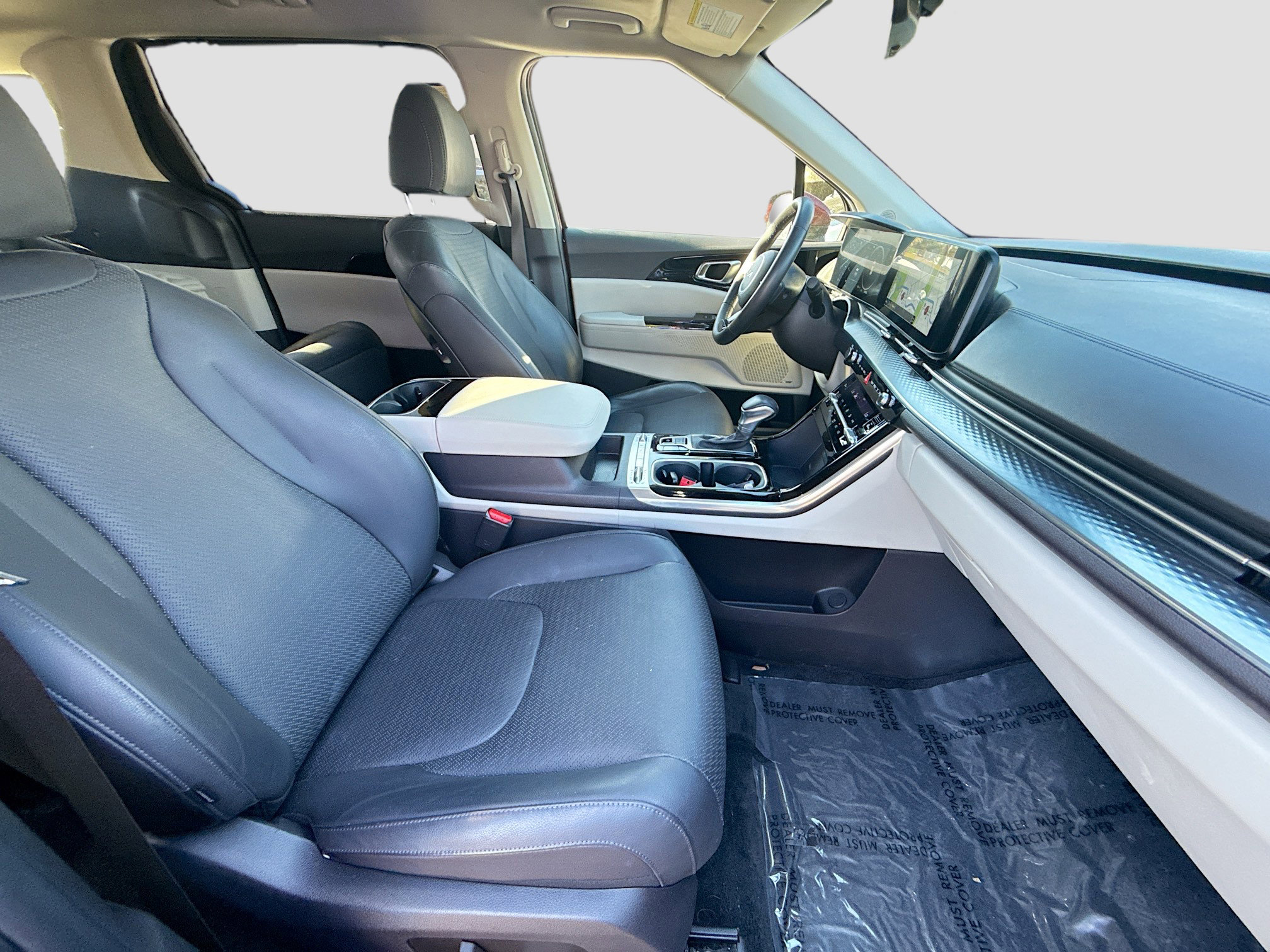 Used 2024 Kia Carnival SX Prestige image 30