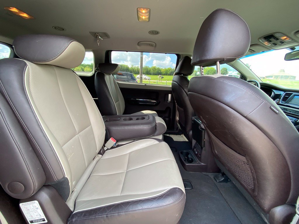 Used 2018 Kia Sedona SX Limited FWD image 37