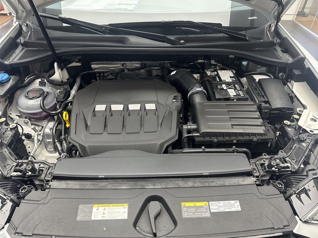 New 2025 Audi Q3 2.0T Premium image 24