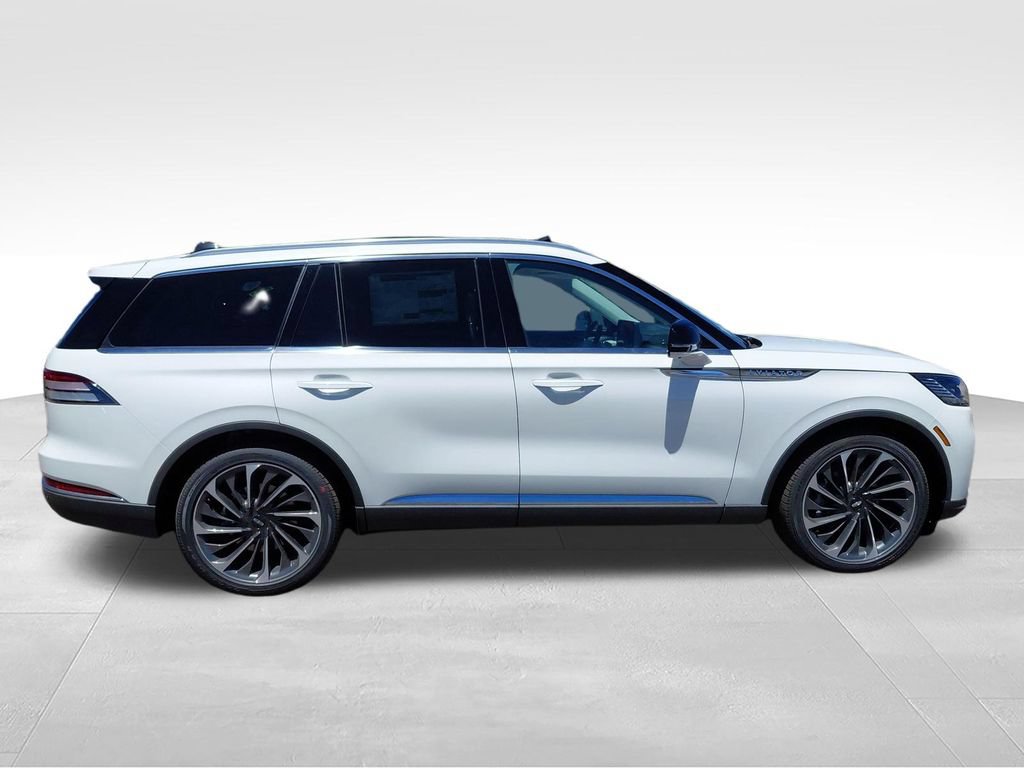 New 2026 Lincoln Aviator Reserve AWD/4WD image 32
