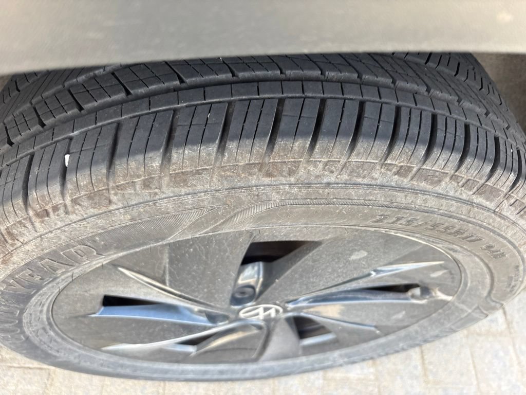 Used 2025 Volkswagen Taos S FWD video 3