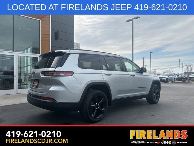 Used 2023 Jeep Grand Cherokee L Laredo image 14