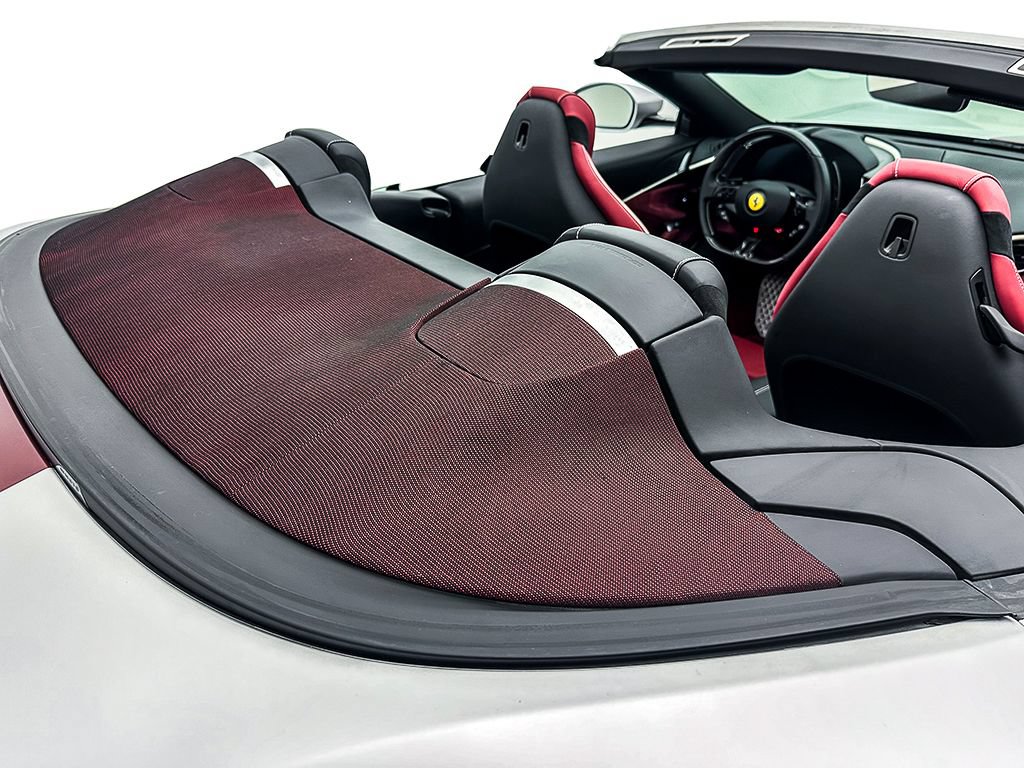 Used 2025 Ferrari Roma Spider RWD image 30