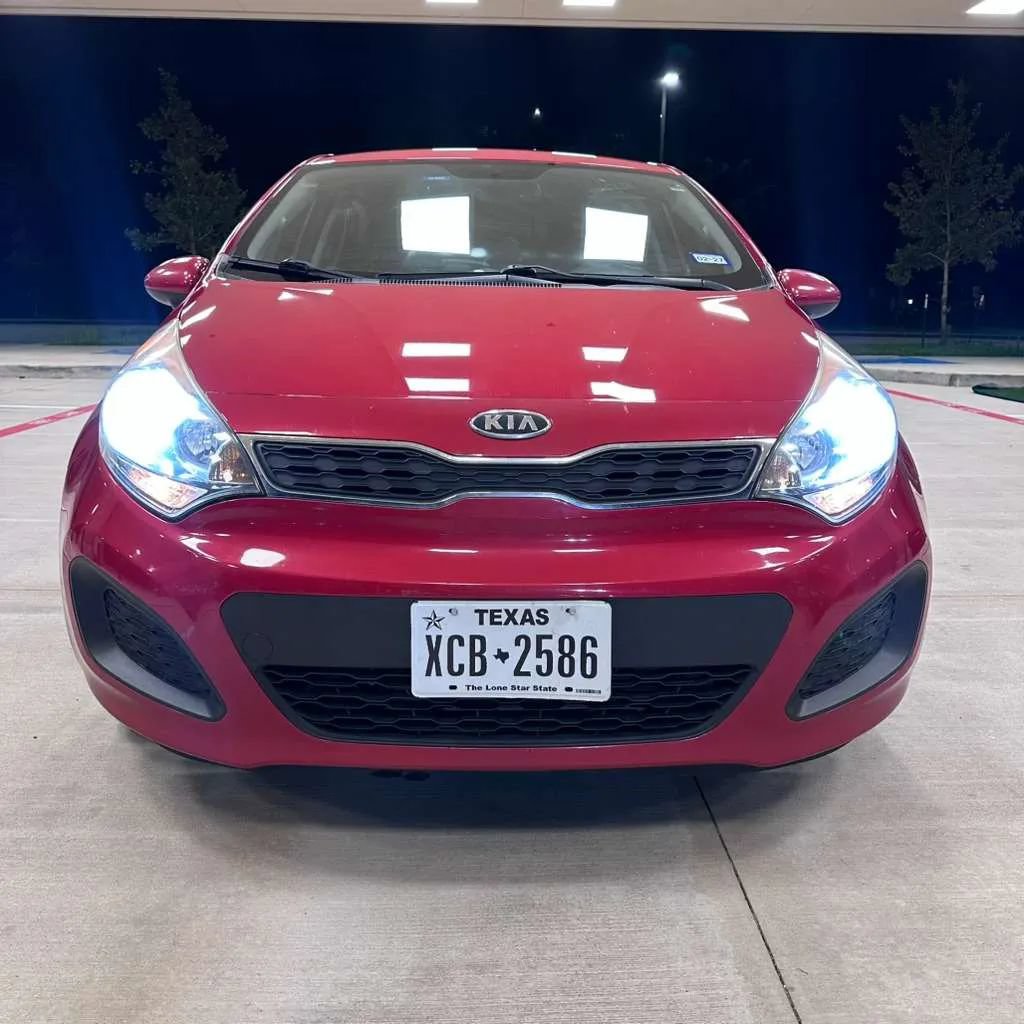 Used 2013 Kia Rio EX FWD image 2