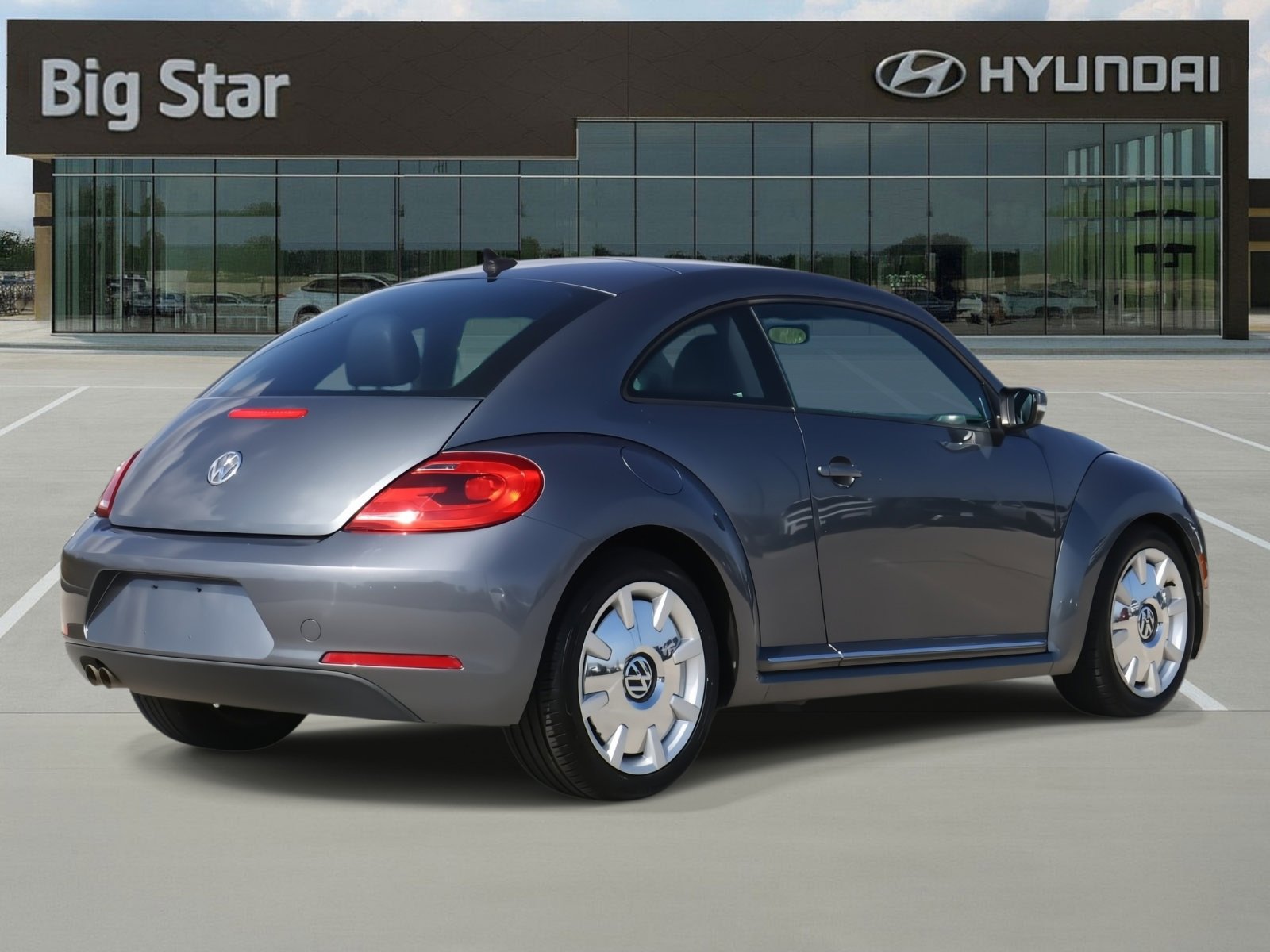 Used 2012 Volkswagen Beetle 2.5 image 4