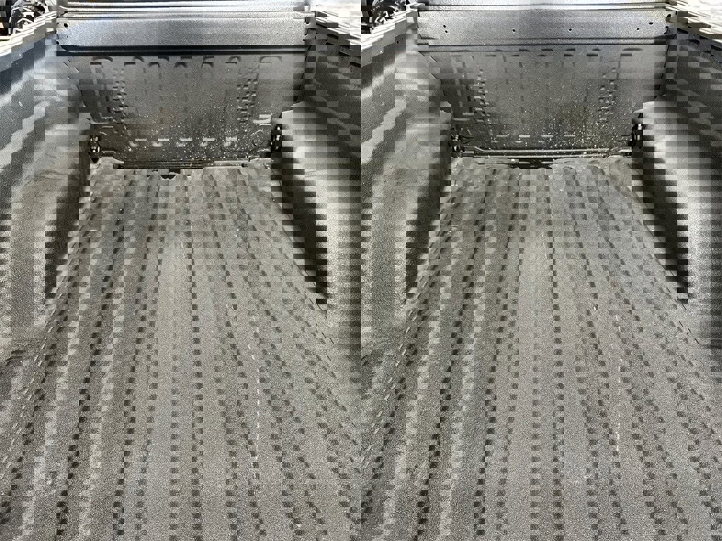 Used 2022 Jeep Gladiator Rubicon w/ Cold Weather Group image 29