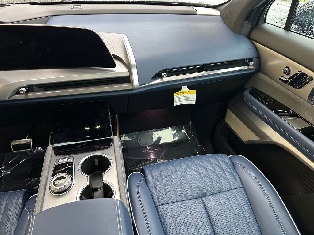 Used 2026 Cadillac Vistiq Premium Luxury image 19