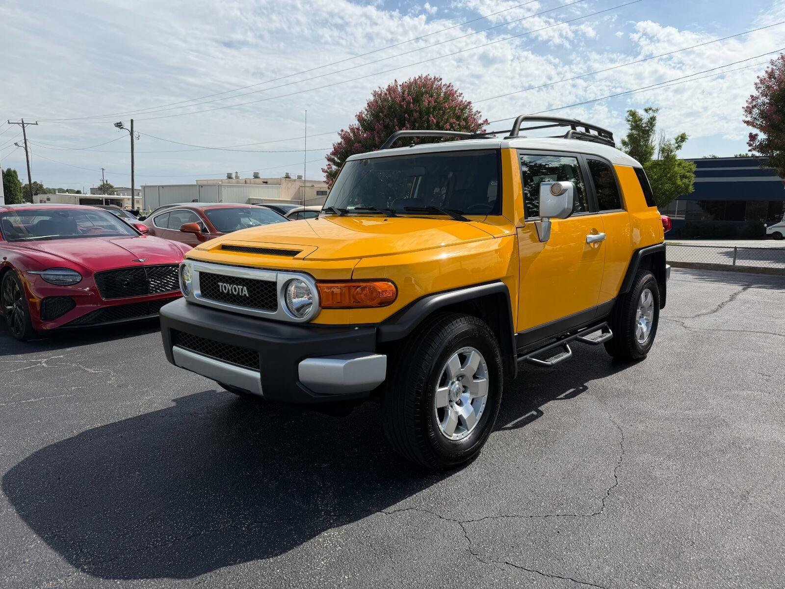 Used 2007 Toyota FJ Cruiser 4WD w/ Upgrade Pkg 1 image 1
