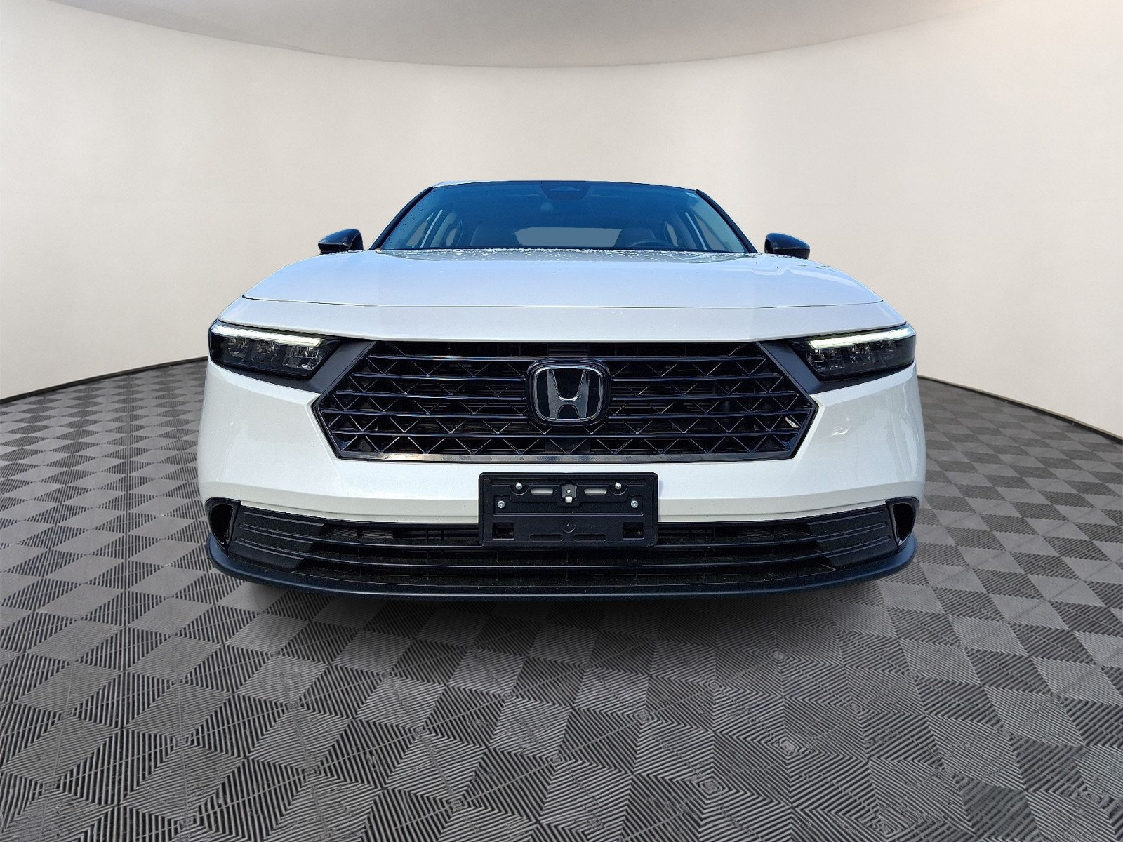 Used 2026 Honda Accord SE image 2