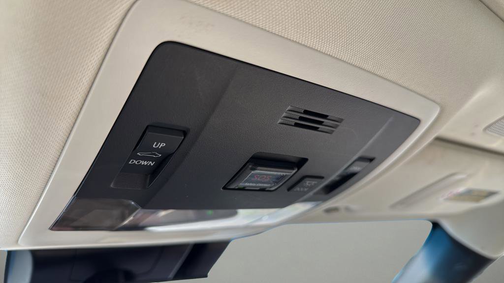 Used 2019 Lexus ES 350 w/ Premium Package image 23