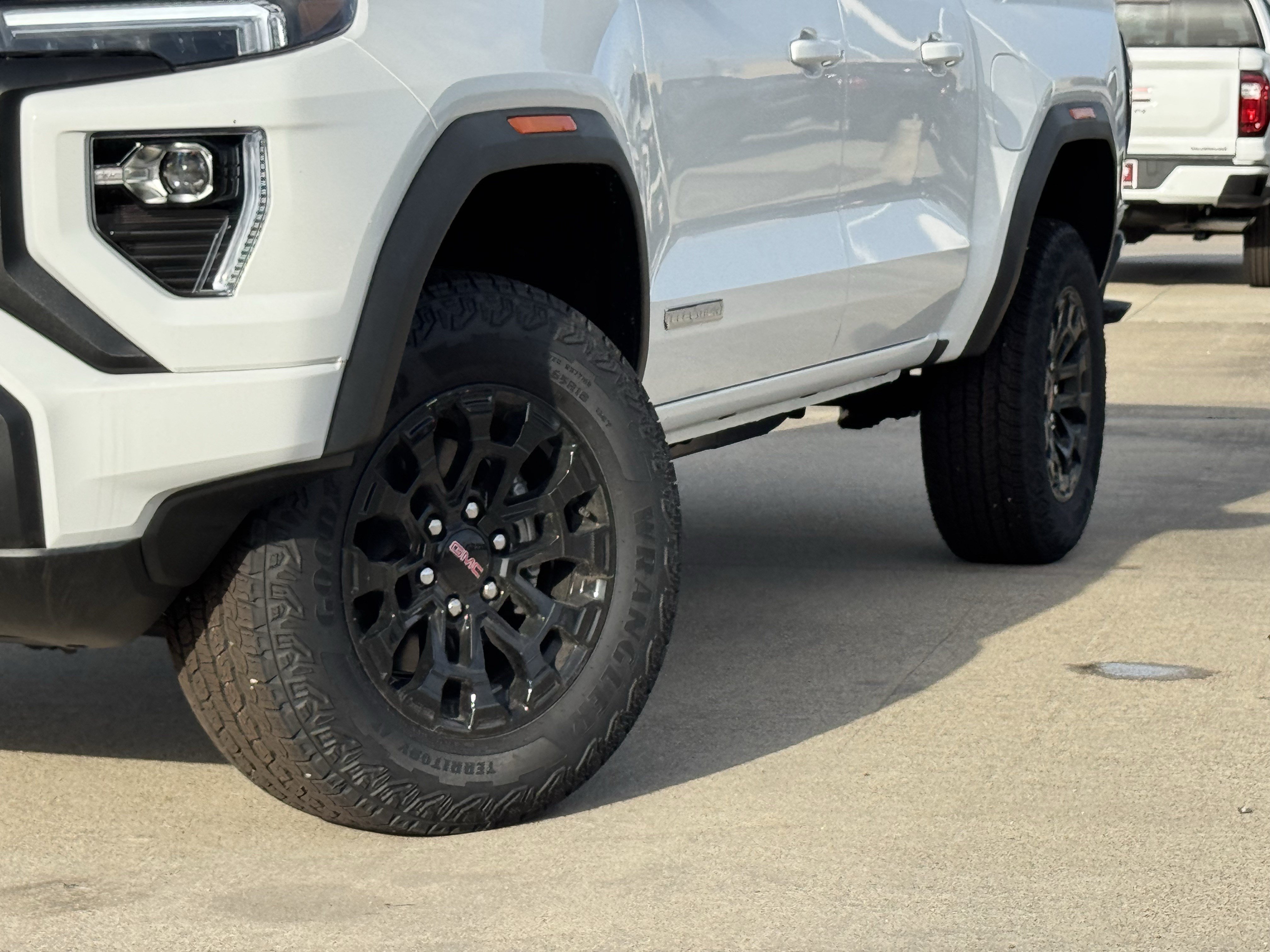 New 2026 GMC Canyon Elevation w/ Convenience Package RWD image 12