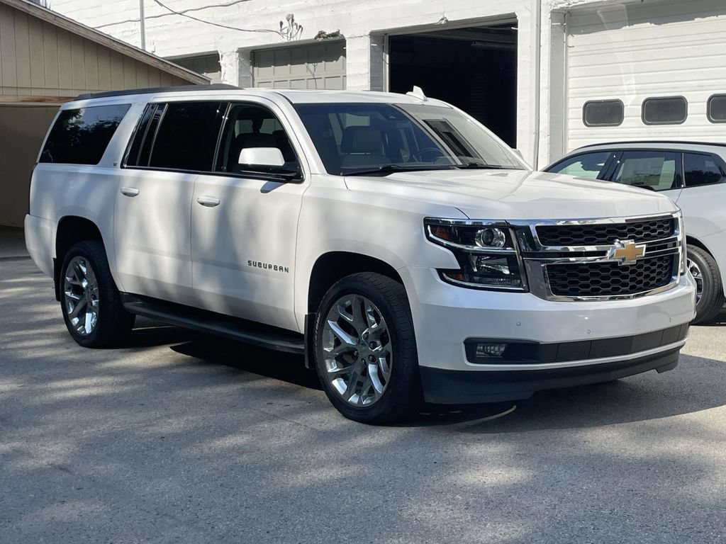 Used 2020 Chevrolet Suburban LT AWD/4WD image 7