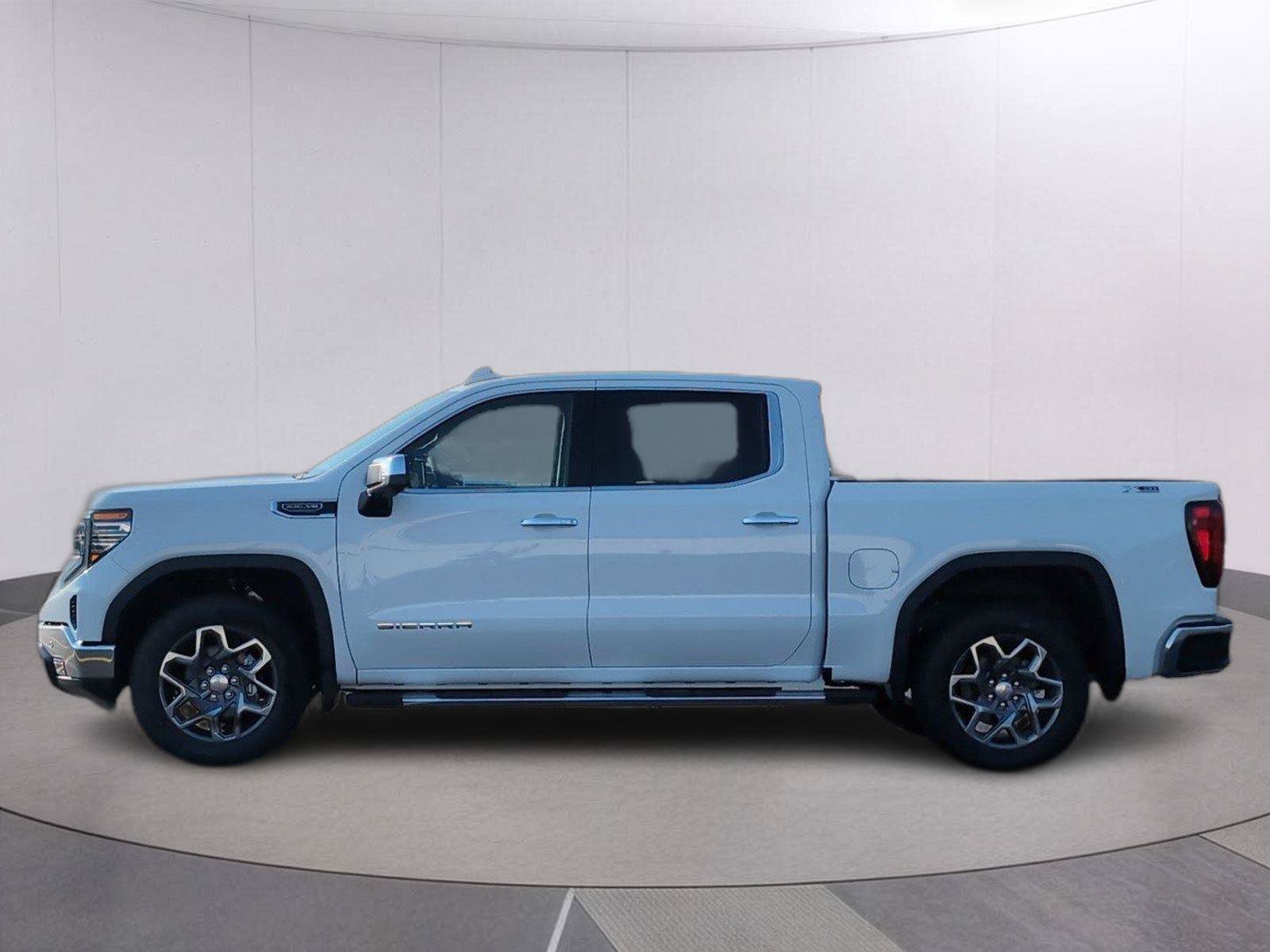 New 2026 GMC Sierra 1500 SLT w/ SLT Premium Plus Package AWD/4WD image 2
