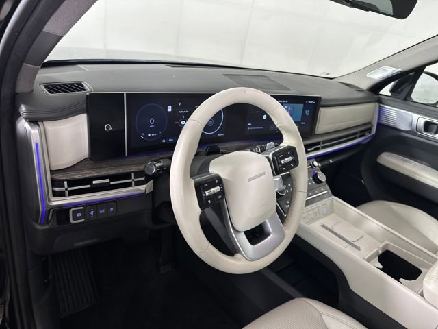 Used 2024 Hyundai Santa Fe Limited image 13