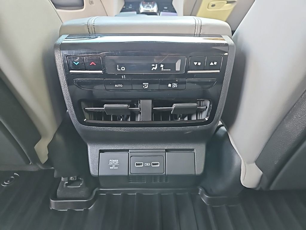 Used 2022 Acura MDX FWD w/ Technology Package image 32