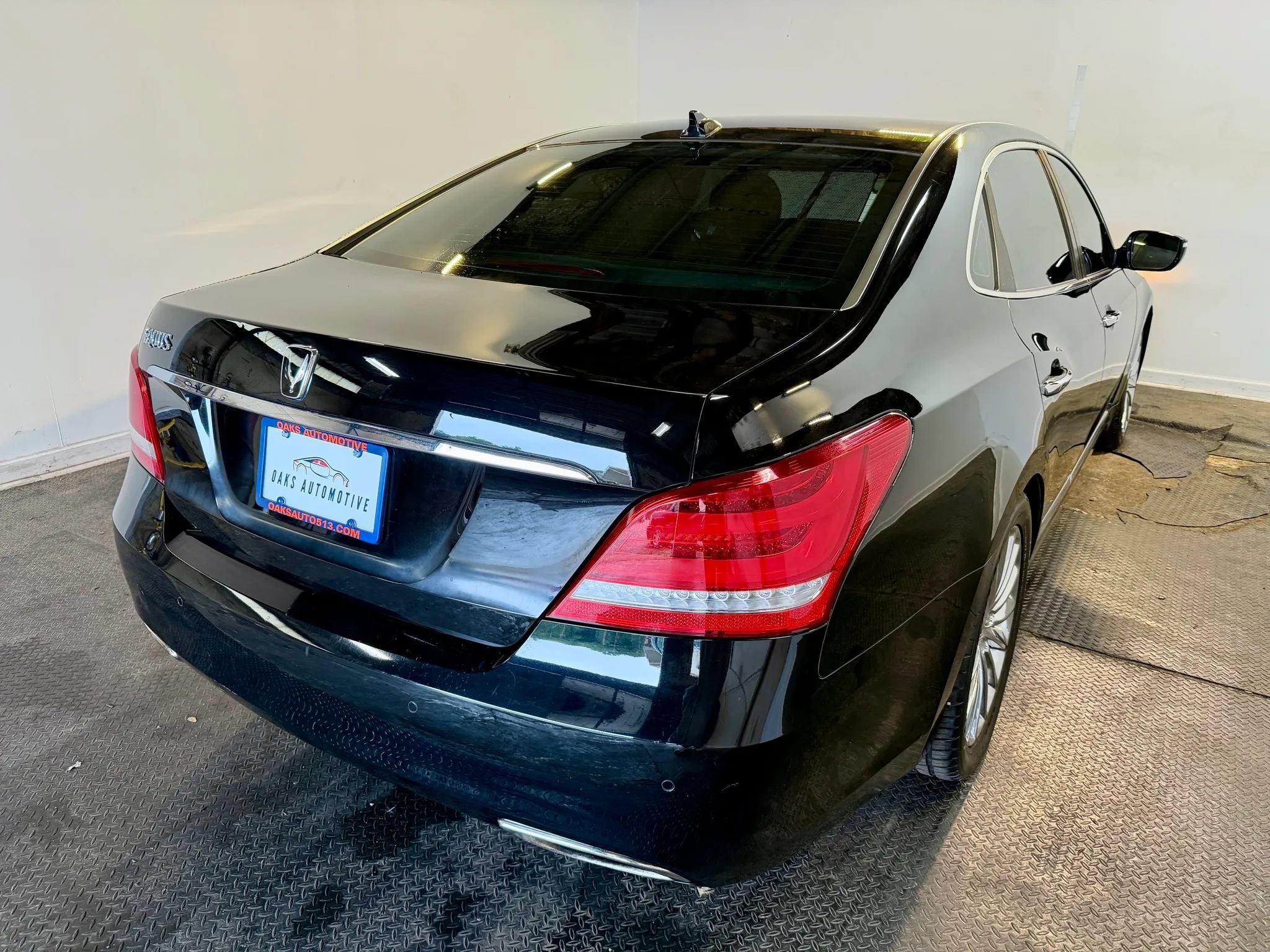 Used 2016 Hyundai Equus Ultimate RWD image 7