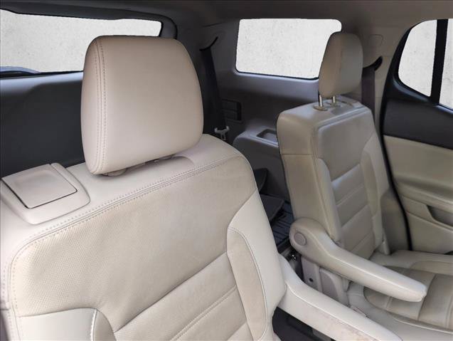 Used 2017 GMC Acadia Denali w/ Technology Package FWD image 22