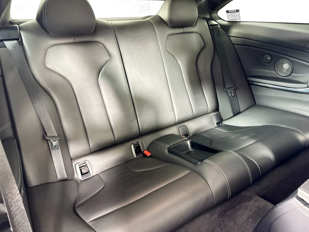Used 2016 BMW M4 Coupe RWD image 32