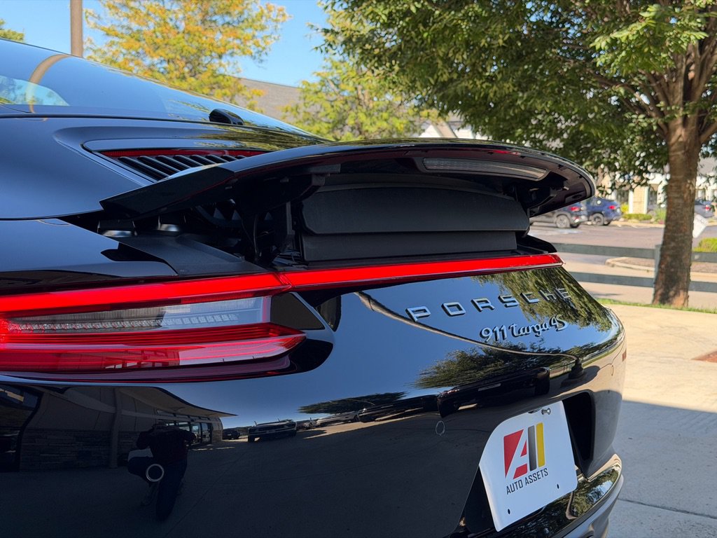 Used 2018 Porsche 911 Targa 4S AWD/4WD image 18