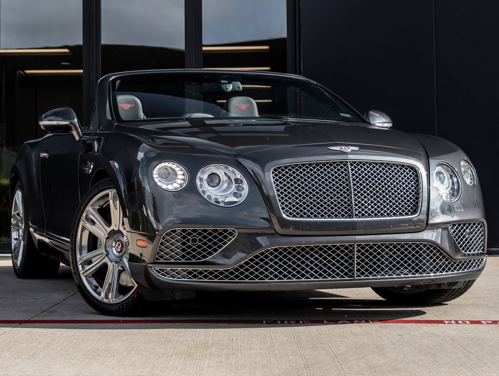Used 2017 Bentley Continental GT AWD/4WD image 2