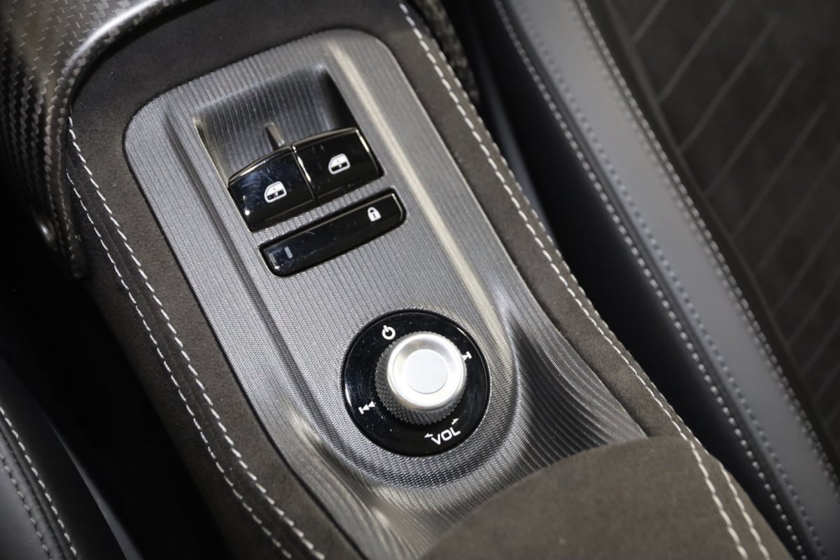 Used 2024 Maserati MC20 Cielo RWD image 47