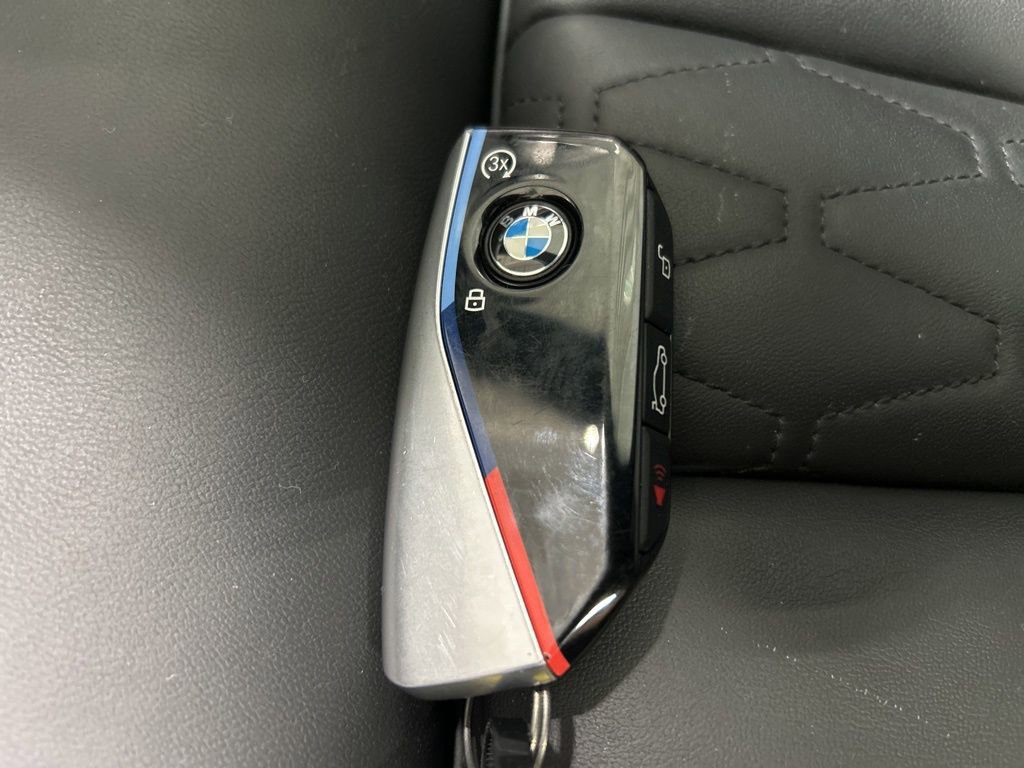 Used 2024 BMW X5 xDrive40i w/ M Sport Package image 32