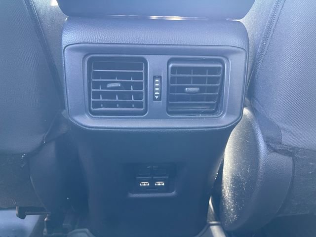 Used 2021 Toyota RAV4 XLE w/ XLE Grade Weather Package AWD/4WD image 16