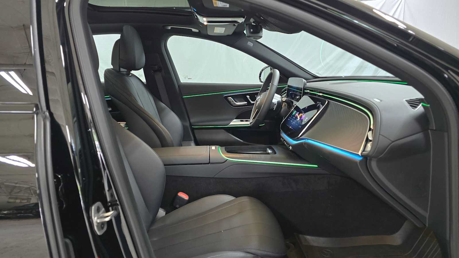 Certified 2026 Mercedes-Benz E 350 4MATIC Sedan image 10