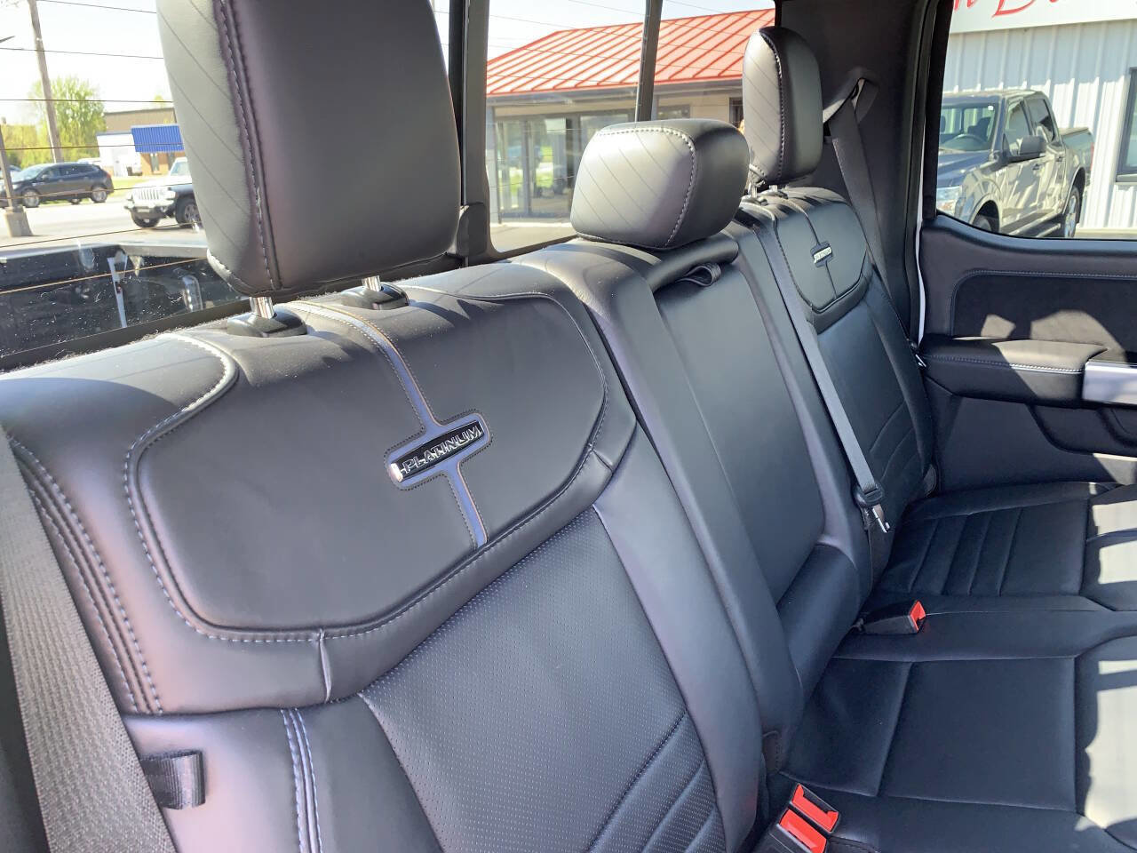 Used 2025 Ford F250 Platinum AWD/4WD image 31