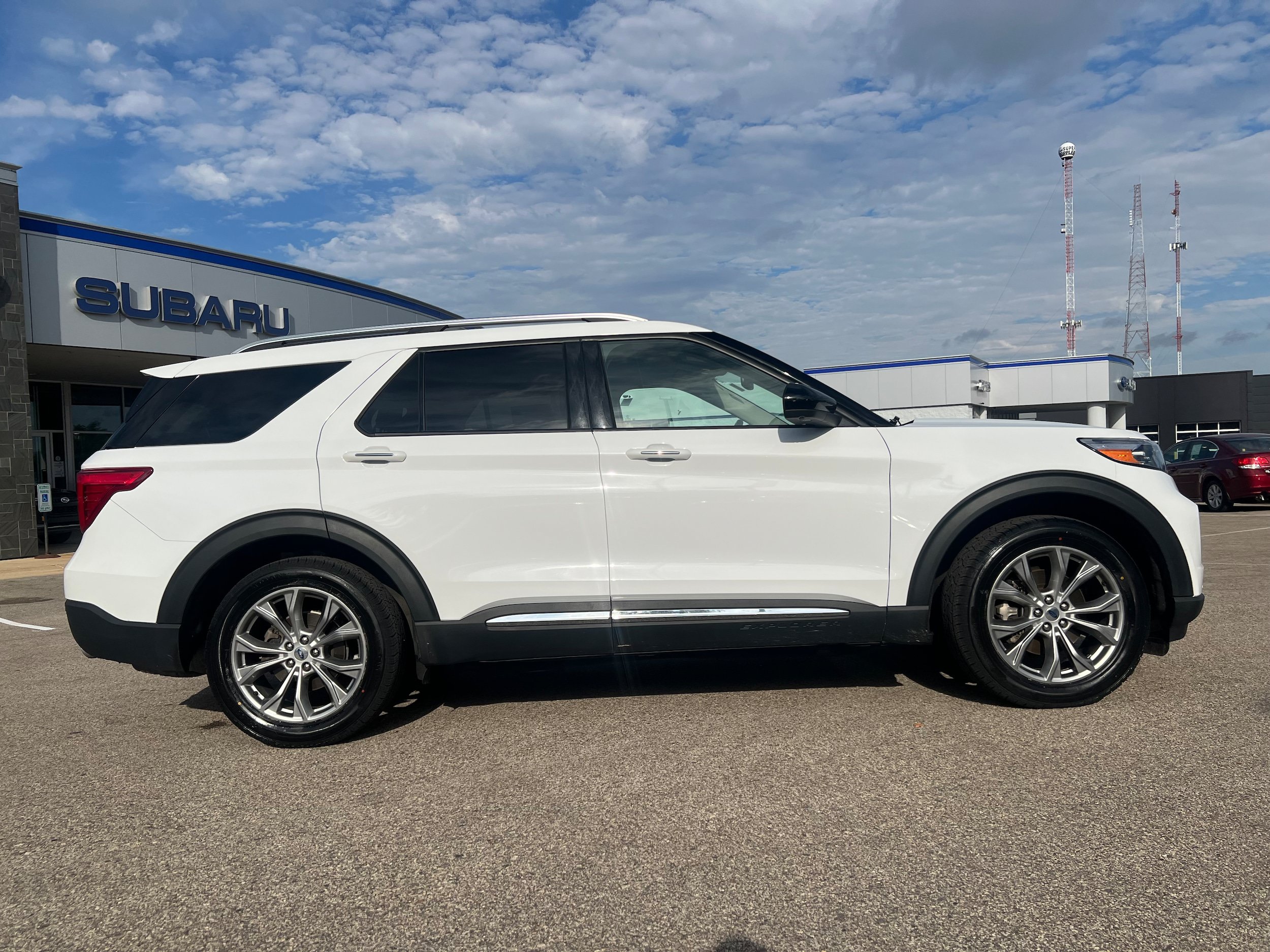 Used 2022 Ford Explorer Limited RWD image 8