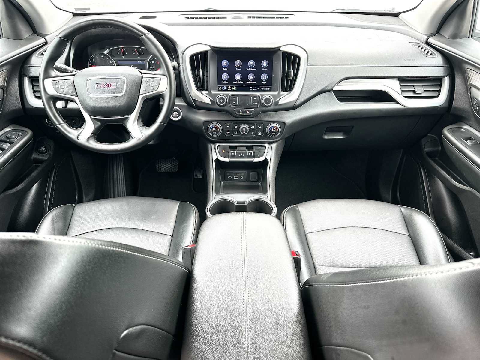 Used 2024 GMC Terrain SLT AWD/4WD image 23