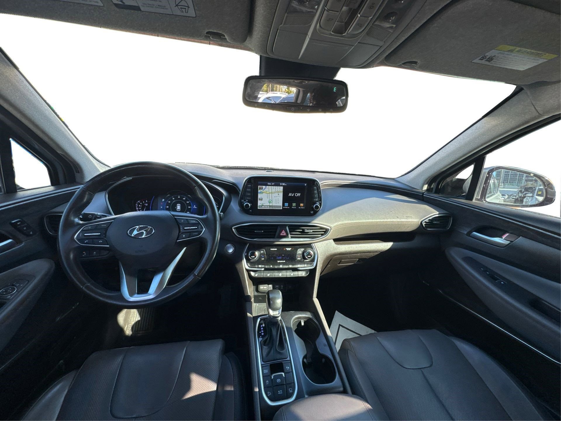 Used 2019 Hyundai Santa Fe AWD image 27