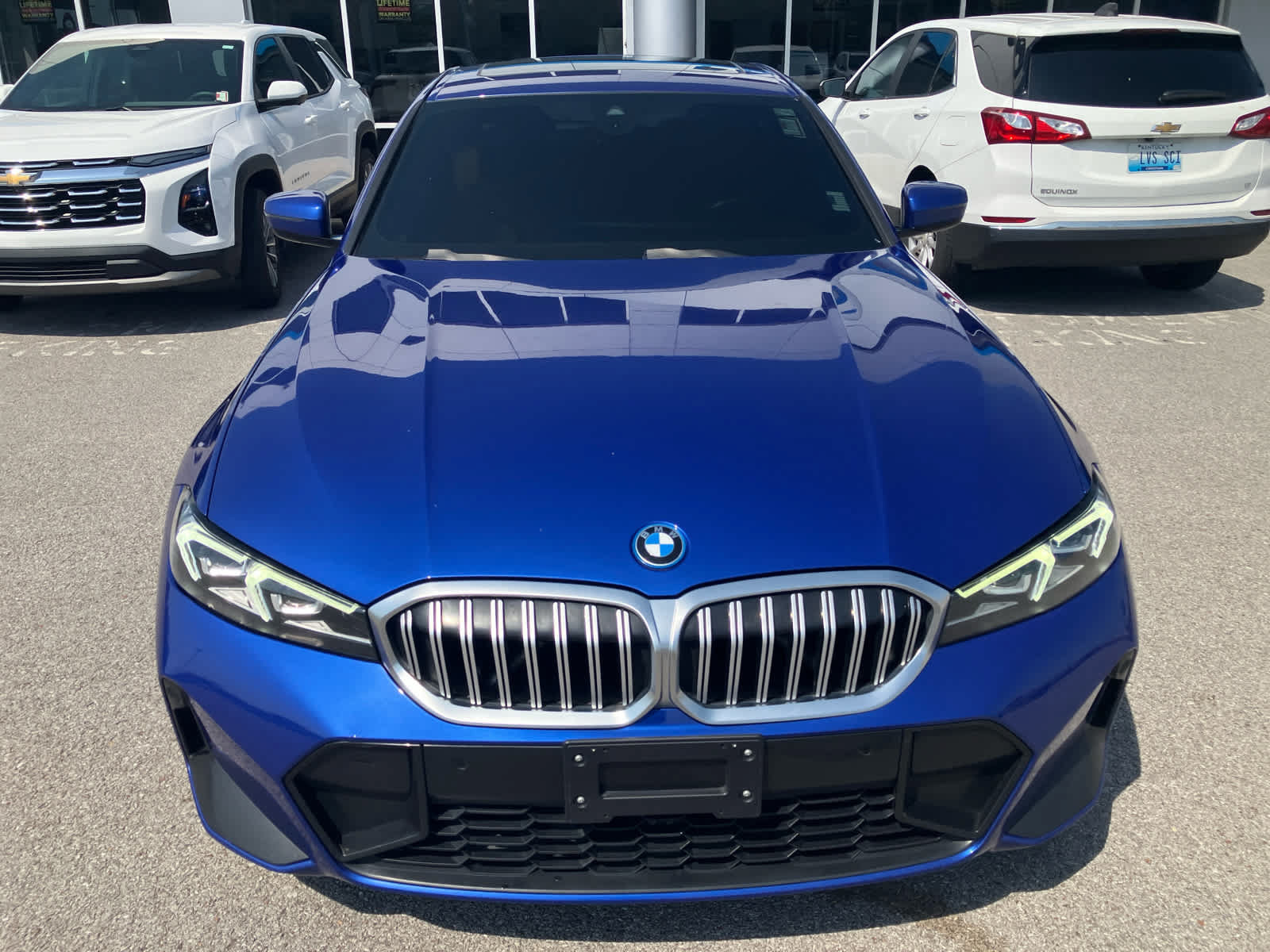 Used 2023 BMW 330e w/ M Sport Package RWD image 2