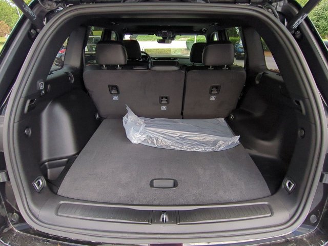 New 2026 Jeep Grand Cherokee Altitude RWD image 35