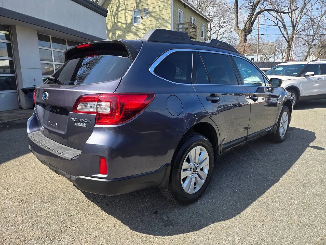 Used 2015 Subaru Outback 2.5i Premium AWD/4WD image 15