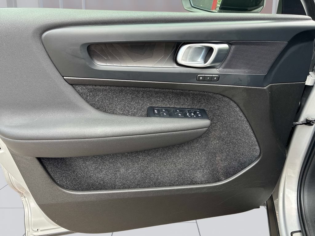 Used 2023 Volvo C40 P8 Recharge Plus w/ Climate Package AWD/4WD image 27