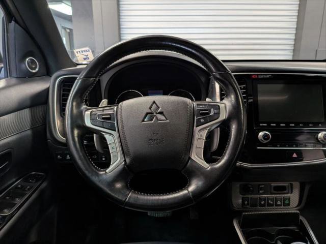 Used 2020 Mitsubishi Outlander SEL image 13