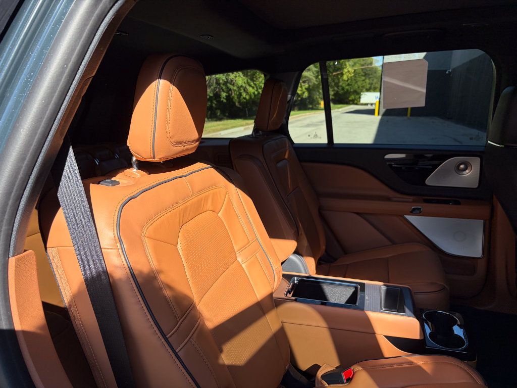 New 2027 Lincoln Aviator Black Label AWD/4WD image 28