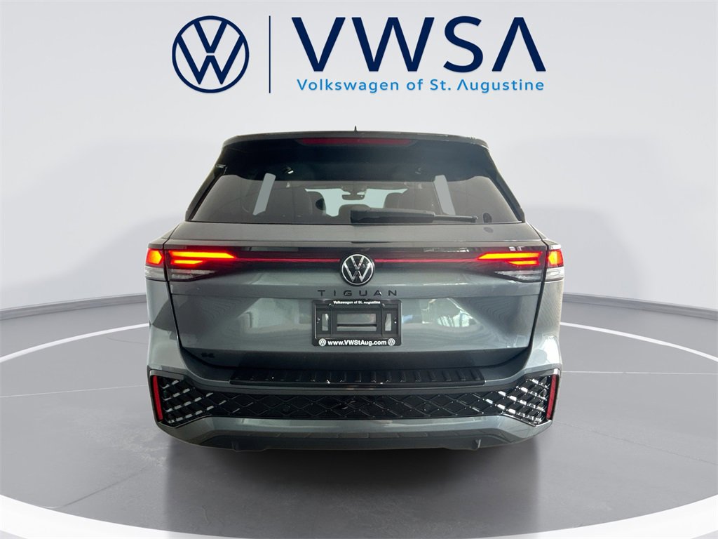 New 2026 Volkswagen Tiguan SE R-Line image 6