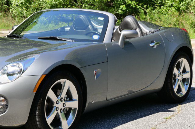 Used 2007 Pontiac Solstice Convertible w/ Premium Package RWD image 37